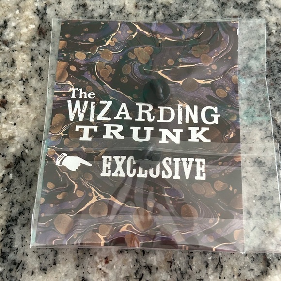Wizarding Trunk Harry Potter Truth Serum Enamel Hinged Pin Top Opens BRAND NEW - Picture 2 of 2